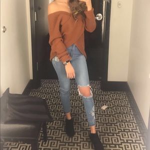 Off the shoulder long sleeve